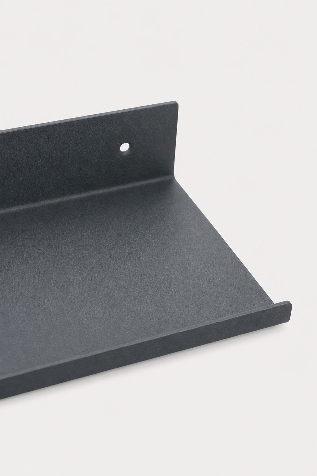 LUME bedroom shelf in Slate powder coated steel, RAL 7016, close-up of the ledge and front lip, structure grain visible