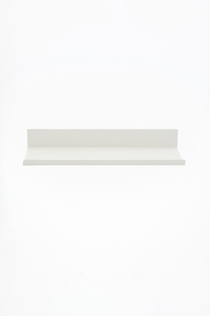 LUMO living room shelf in powder coated steel