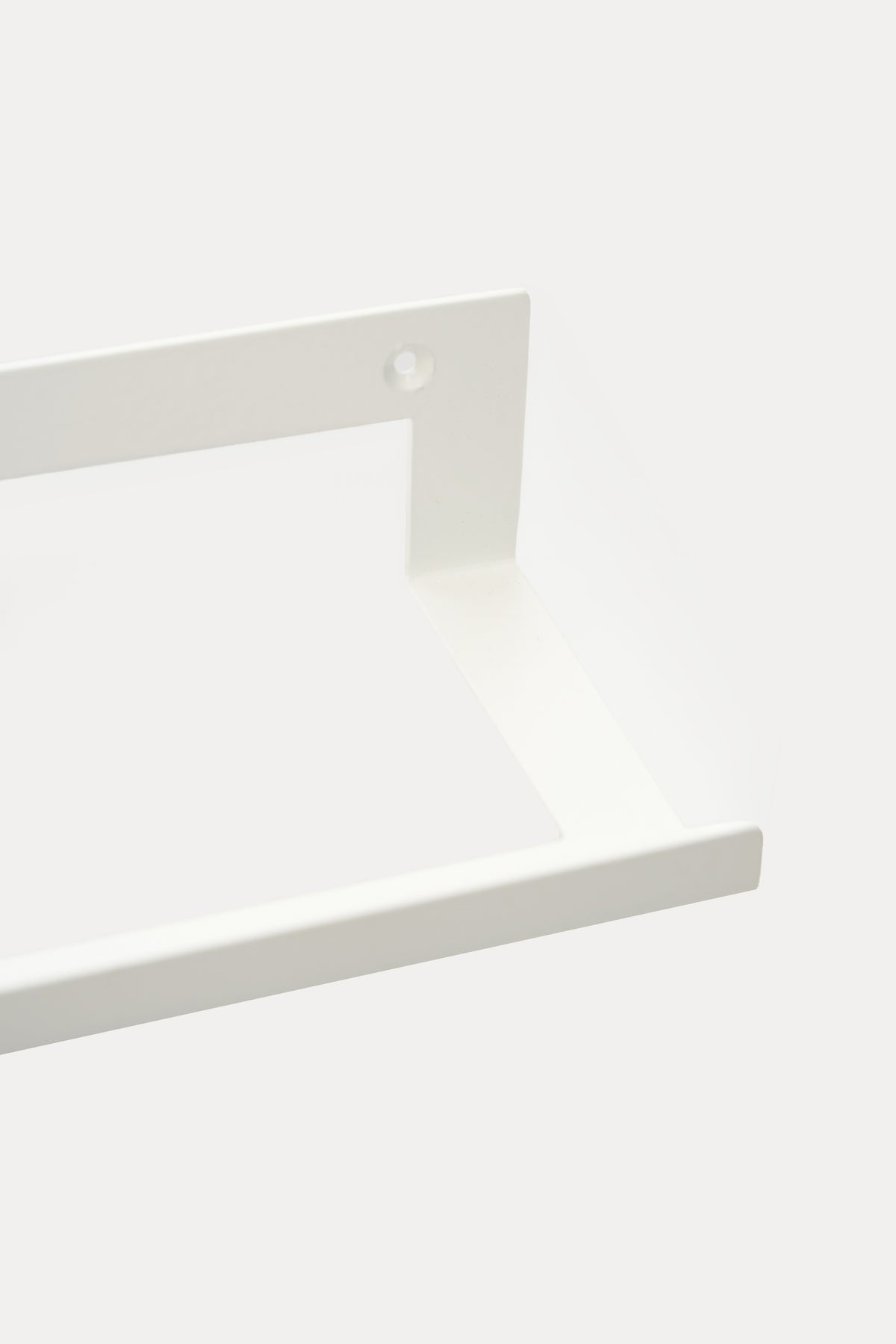 KANSO towel holder in Chalk powder coated steel, soft white, colour close-up