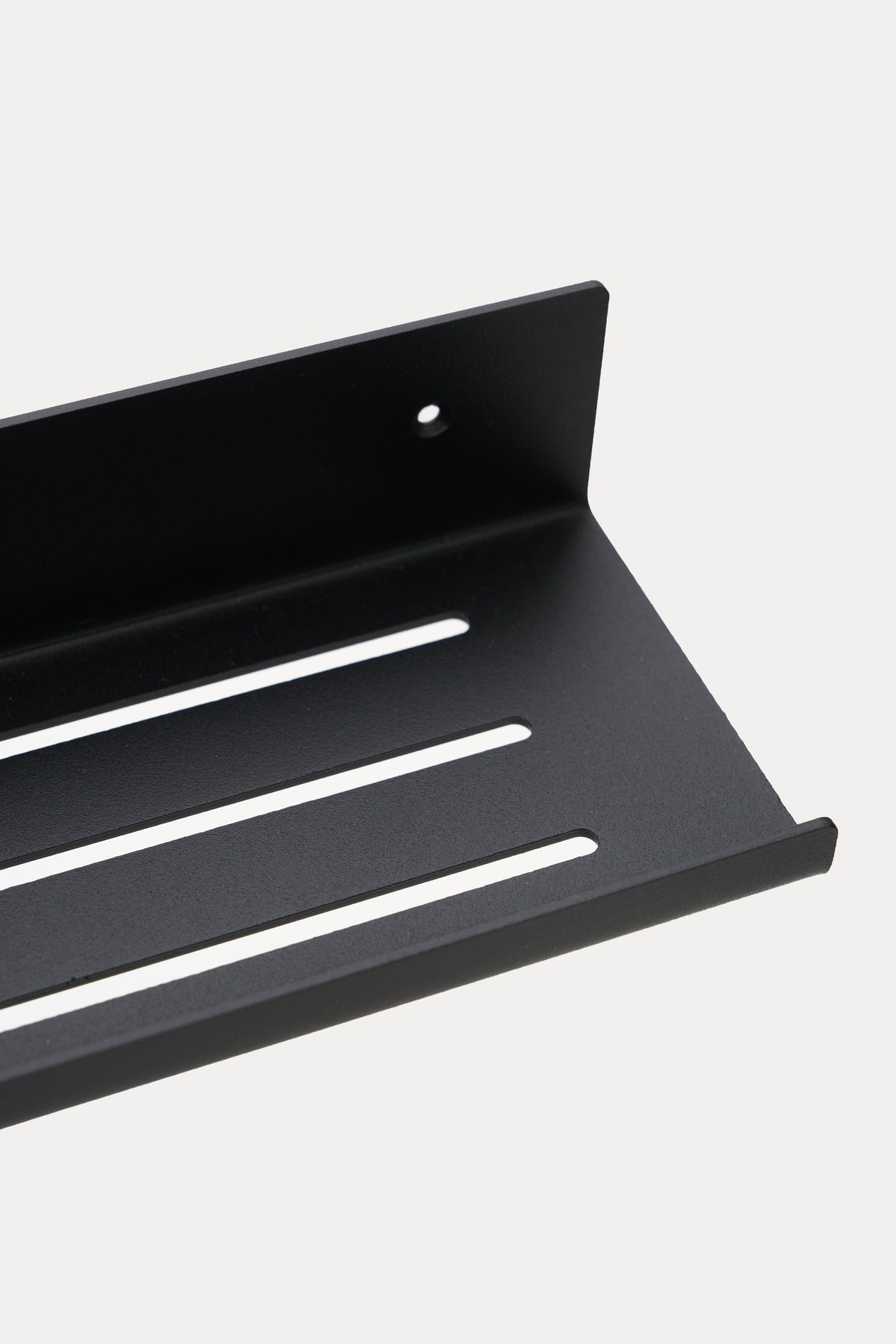ELIORA shower shelf in Graphite powder coated steel, RAL 9005, jet black, colour close-up