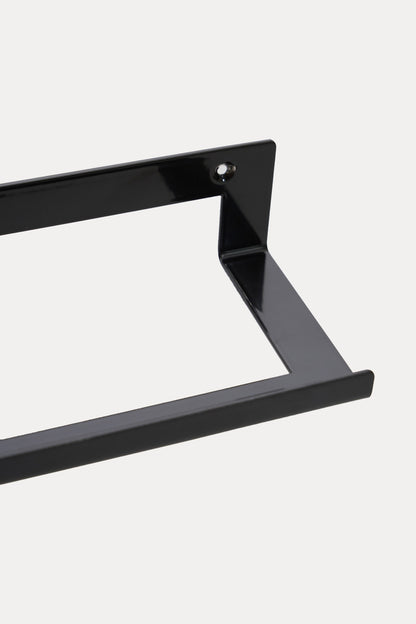 KANSO towel holder in powder coated steel, macro of the bracket and rail with a soft sheen, deep black